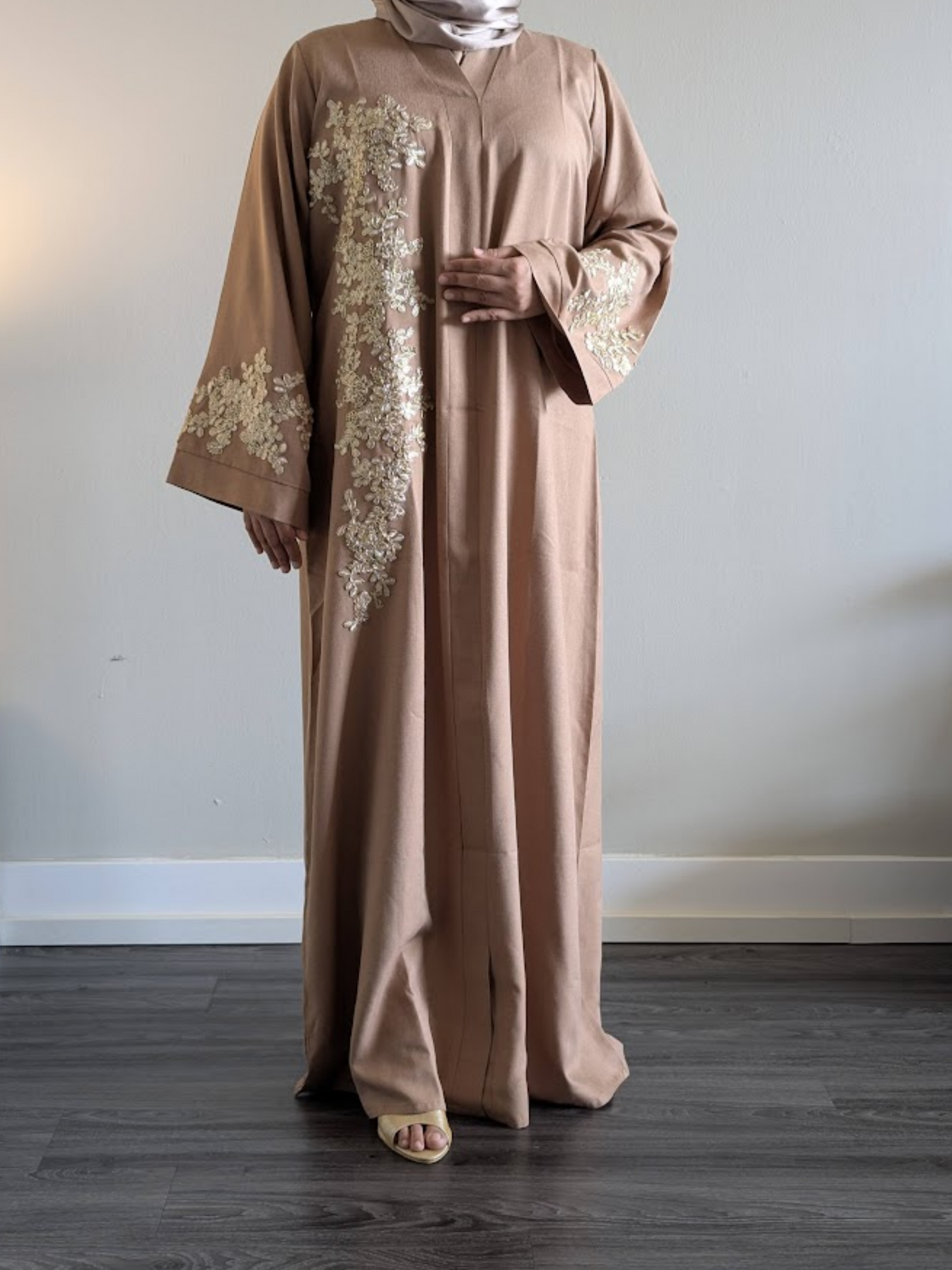 Brown Linen Lace Collar Abaya