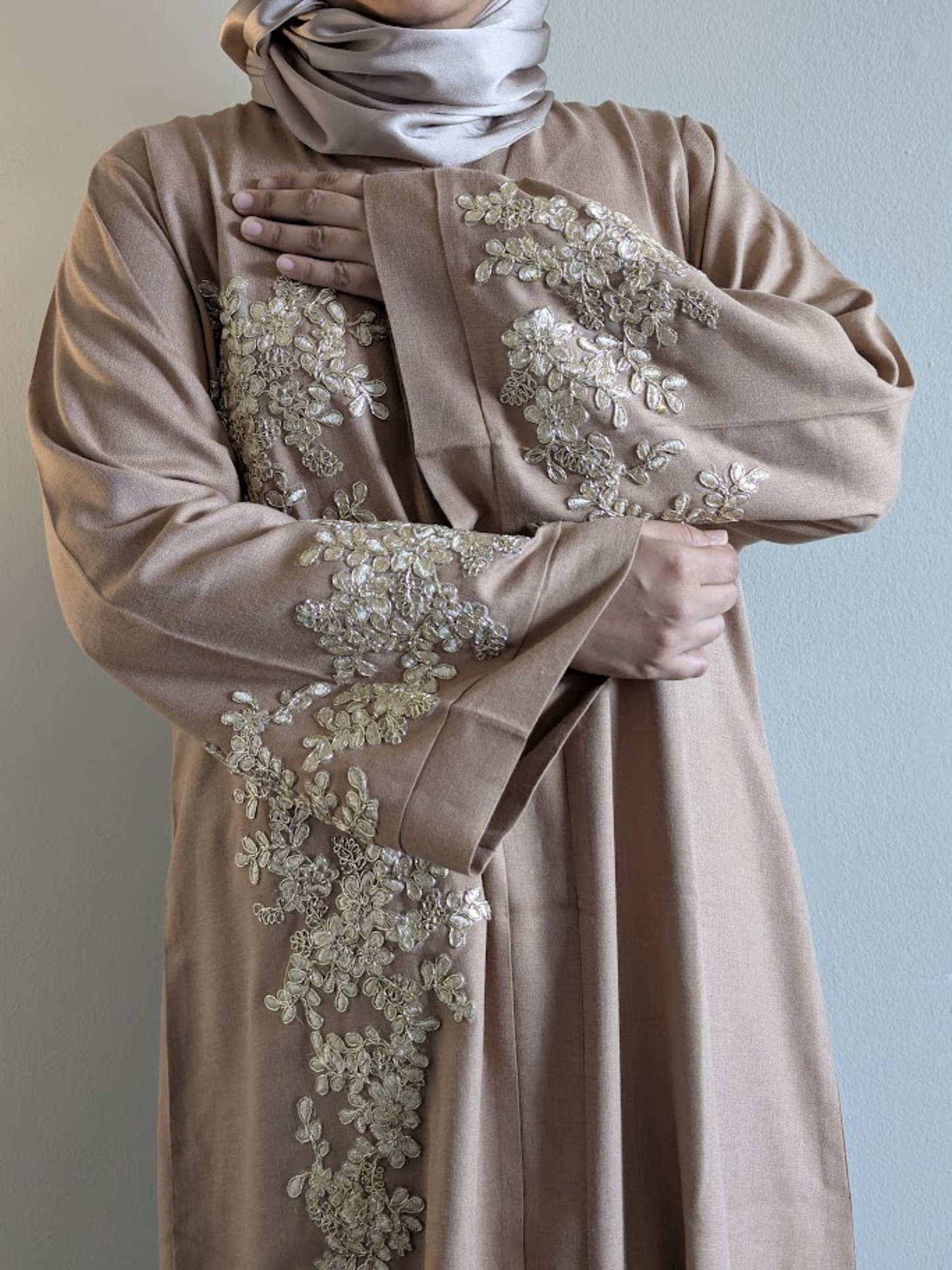 Brown Linen Lace Collar Abaya